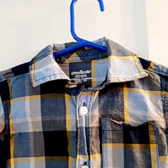 2 Button Down Collar Shirts SZ 2T EUC - Picture 4 of 4